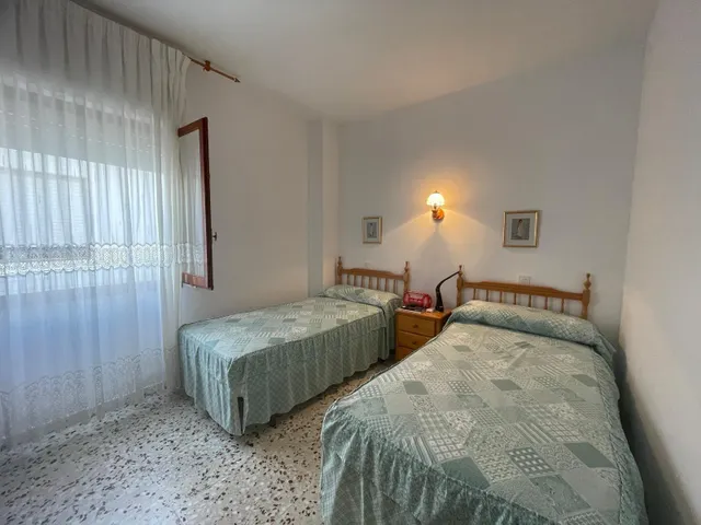 Ático de 3 dormitorios con amplia terraza y vistas al mar en Guardamar del Segura — 22