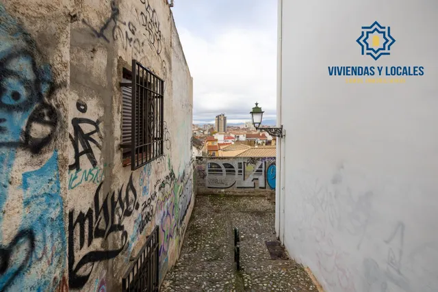 SE VENDE TERRENO URBANO PLURIFAMILIAR ZONA REAL DE CARTUJA Y JARDINES DEL TRIUNFO — 16