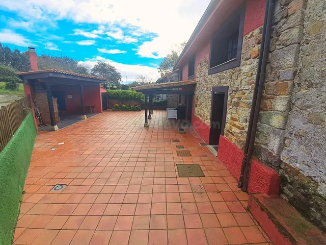 Casa 7 habitaciones 280m² en venta - Selorio - Tornón - foto 3