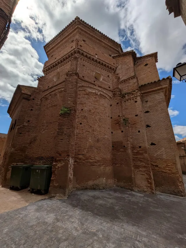 CASA DE 316m2 construidos en el bonito pueblo de Moros, proximo a Calatayud — 45