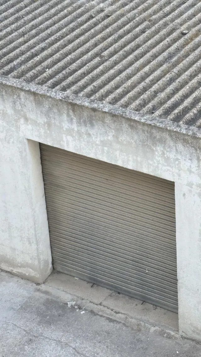 Piso de 4 habitaciones con garaje privado, dos balcones y vistas despejadas en el centro de Deltebre — 39