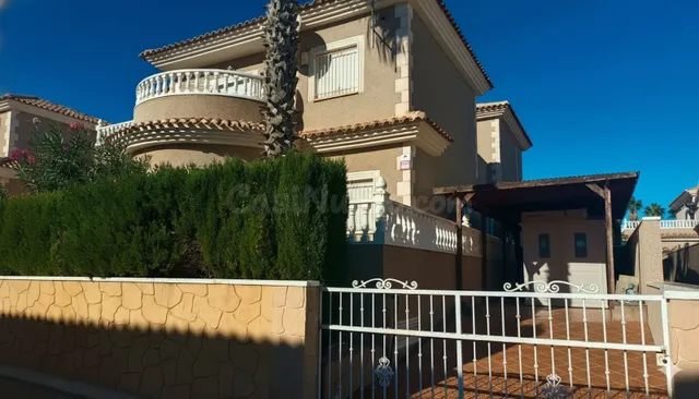 Villa 4 habitaciones 105m² en venta - Centro — 2