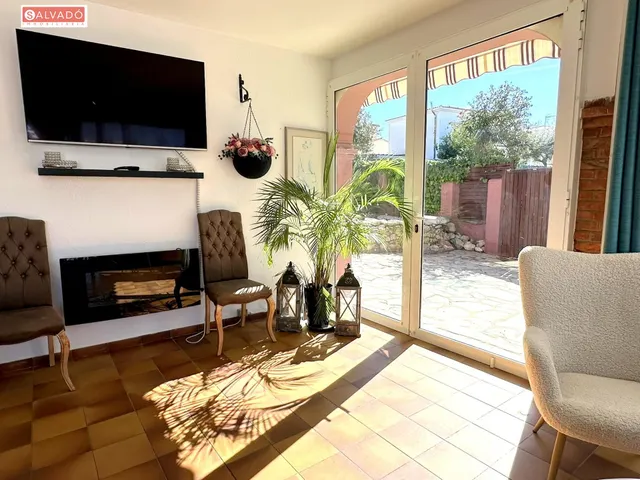 Amplia casa con piscina, chimenea y zona chill out en Cunit !!! — 35
