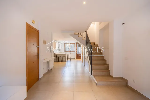 Piso de 2 dormitorios con piscina y garaje junto — 9