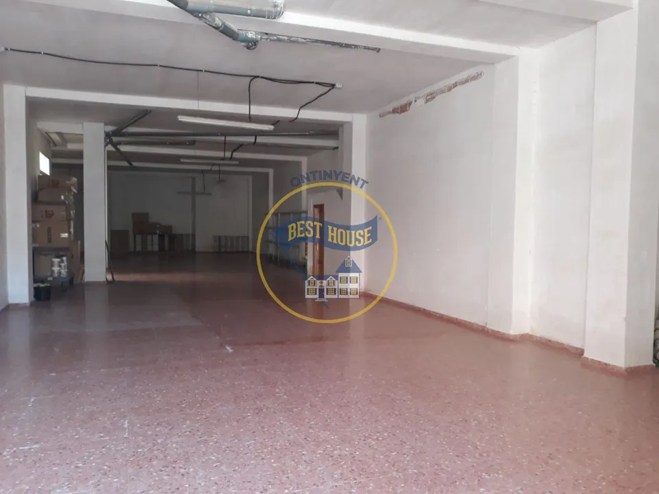 FANTASTICO LOCAL EN VENTA EN ONTINYENT