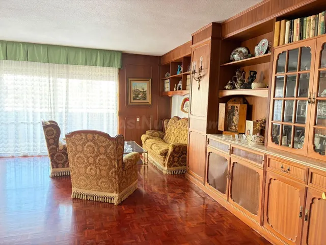 PISO DE 5 HABITCIONES CON GARAJE - foto 4
