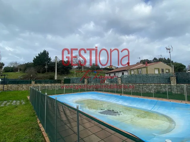 IMPRESIONANTE PAREADO CON PISCINA EN AJO — 31