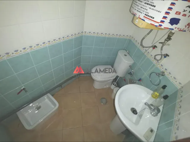 LOCAL COMERCIAL EN CENTRO COMERCIAL NOVO CENTER — 14