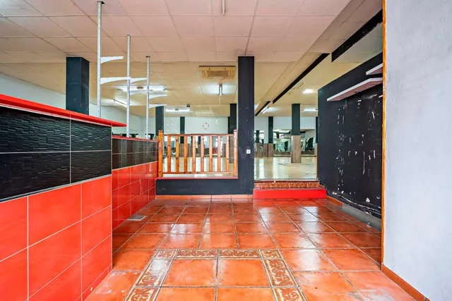 ¡OPORTUNIDAD ÚNICA PARA TU NEGOCIO JUNTO AL PASEO DE LAS LOM - foto 3