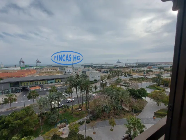 Amplia vivienda de lujo junto al Puerto Deportivo y Paseo Marítimo — 8