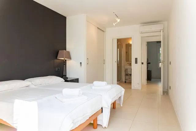 MARAVILLOSO CHALET CON LT Y VISTAS MAR — 33