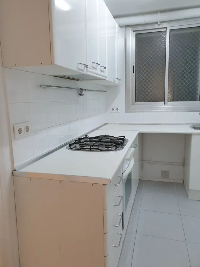 Piso 60m2 , 3 habitaciones , calefacción , ascensor — 6