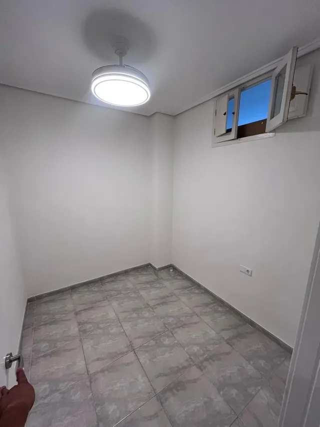 Alquiler de vivienda de 4 dormitorios con terraza — 14
