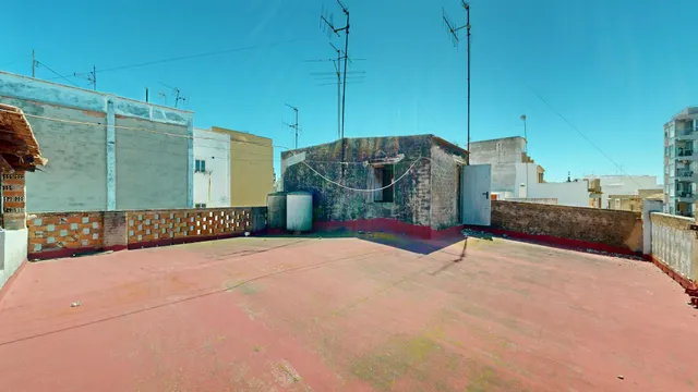 OPORTUNIDAD DE CASA EN NULES — 27