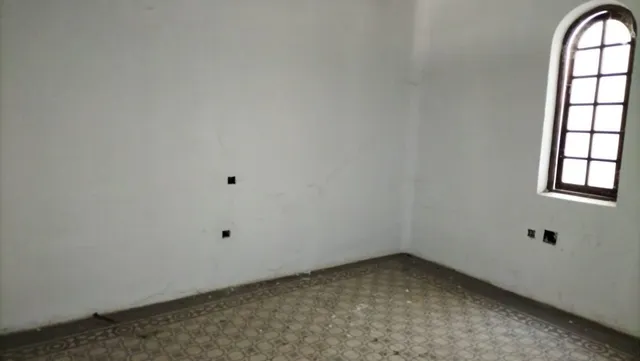 SE VENDE CASONA EN DUEÑAS — 25