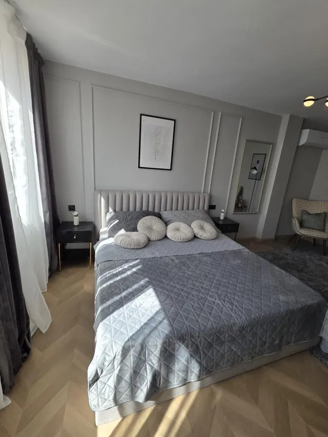 Apartamento con terraza, Alicante, Torrevieja, Playa de los Locos. 3 habitaciones, 110 m2, 200 metros al mar — 22