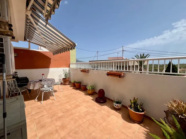 ÁTICO DÚPLEX EN LA NUCÍA CENTRO 3 habitaciones