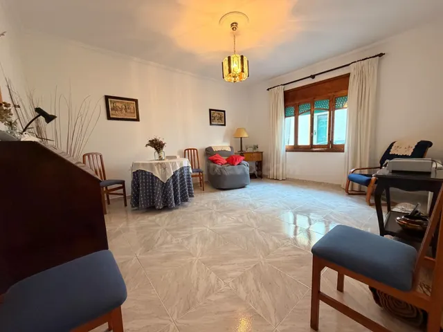 Planta baja con patio privado, posibilidad de garaje y un en - foto 4