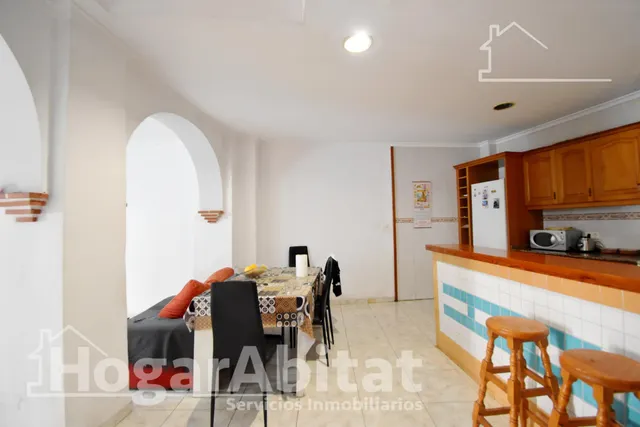 ESPACIOSA CASA CON TERRAZA EN EL HISTÓRICO CASCO ANTIGUO — 10