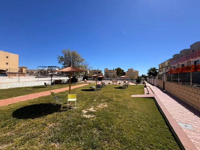 Casa 3 habitaciones 140m² en venta - Lomas de Don Juan — 30