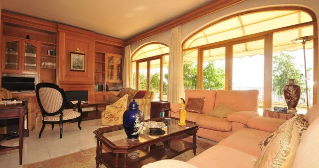 Edificio 11 habitaciones 540m² en venta - Cala Major - foto 2