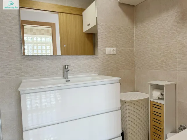 Apartamento 3 habitaciones 92m² en alquiler - 1a linea — 9