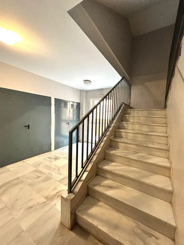 Piso de 4 habitaciones y parking en Pino Montano, Sevilla - foto 3