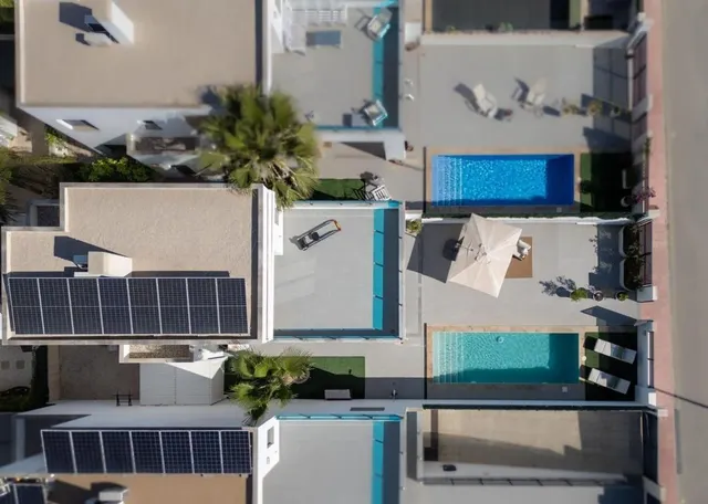 MAGNIFICA VILLA CON PISCINA PROPIA, IDEAL PARA FAMILIAS — 15