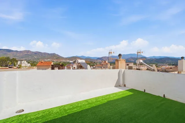 Exclusiva casa andaluza reformada en el casco histórico de S - foto 5