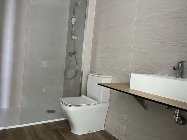 Se vende bonito apartamento 2 dormitorios y 2 baños y vistas al mar con garaje y trastero 608249911 — 15