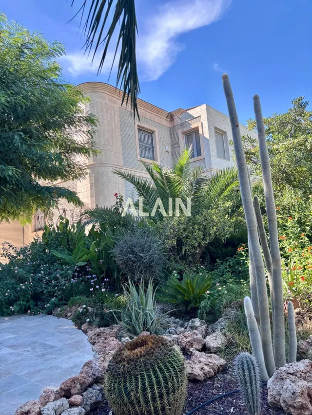Casa 11 habitaciones 1000m² en venta - Vistahermosa — 9