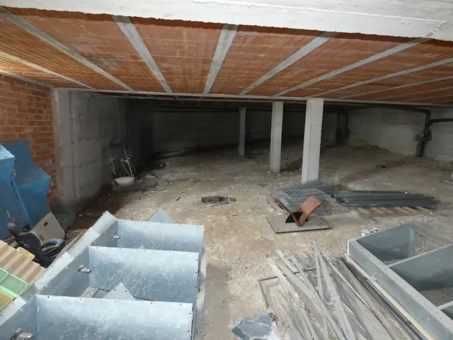 Local con terreno en Arroniz — 6
