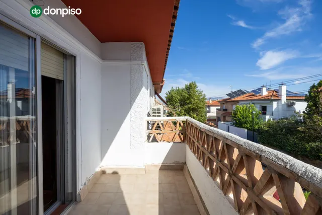 Preciosa casa en Ogíjares con piscina y jardín — 29