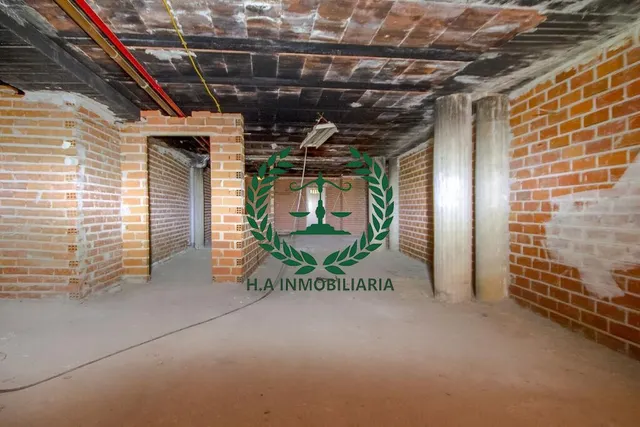 SE VENDE LOCAL EN TORRELAGUNA. PVP.151.000 — 13