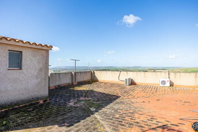 Casa de más de 220mt construidos en tres plantas — 10
