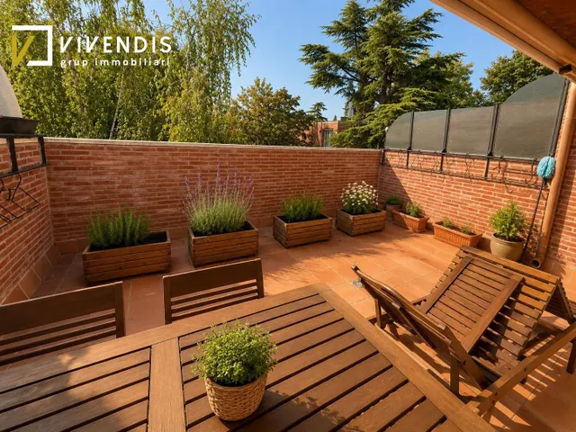 CASA EN VENTA - CIUTAT JARDÍ — 31