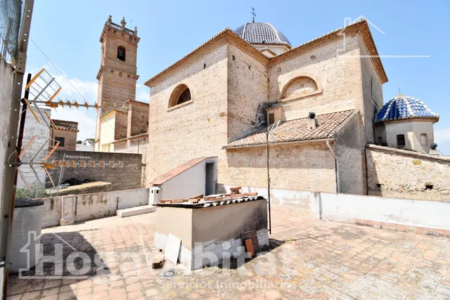 ESPACIOSA CASA CON TERRAZA EN EL HISTÓRICO CASCO ANTIGUO — 43