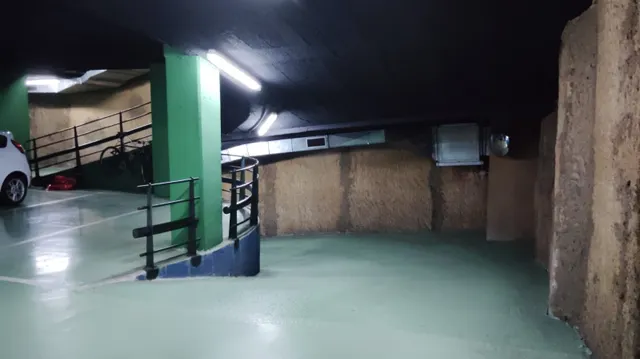 Parking de moto 4m² en alquiler - Barcelona — 11