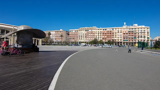 Piso con vistas al mar en La Marina de Valencia — 43
