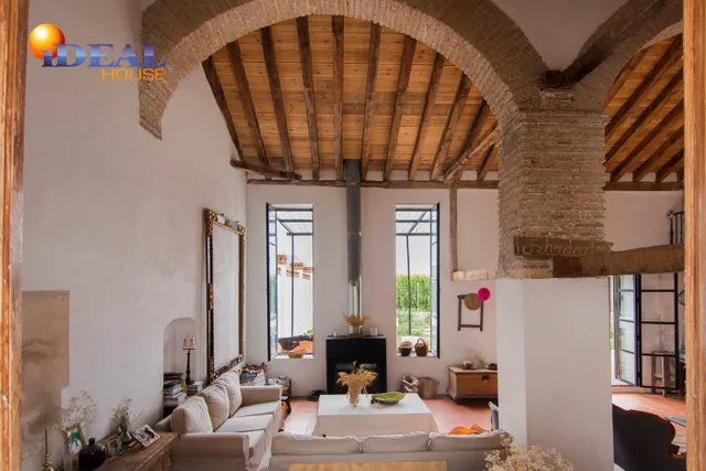 PRECIOSA FINCA EN EL PASEO DE LA CORTIJADA DE ALITAJE — 4