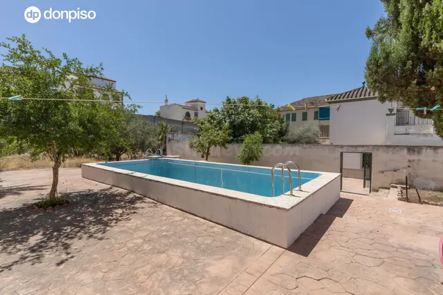 Casa con gran solar — 2