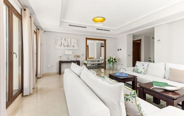 Chalet 5 habitaciones 336m² en venta - Costa del Sol — 12