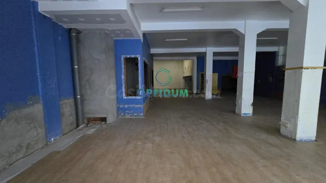 VENTA LOCAL COMERCIAL A PIE DE CALLE EN FERROL - foto 2