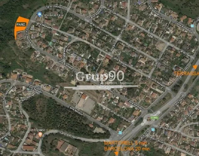 Parcela residencial de 2.000 m2 en Castellbisbal — 14