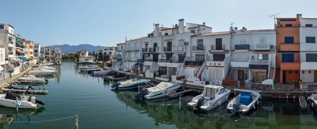 Moderna casa en Empuriabrava - foto 2