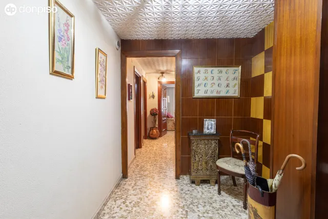 Amplia vivienda en pleno centro de Granada — 32