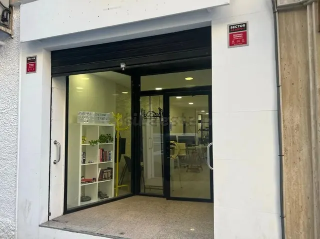 Local comercial en alquiler — 2