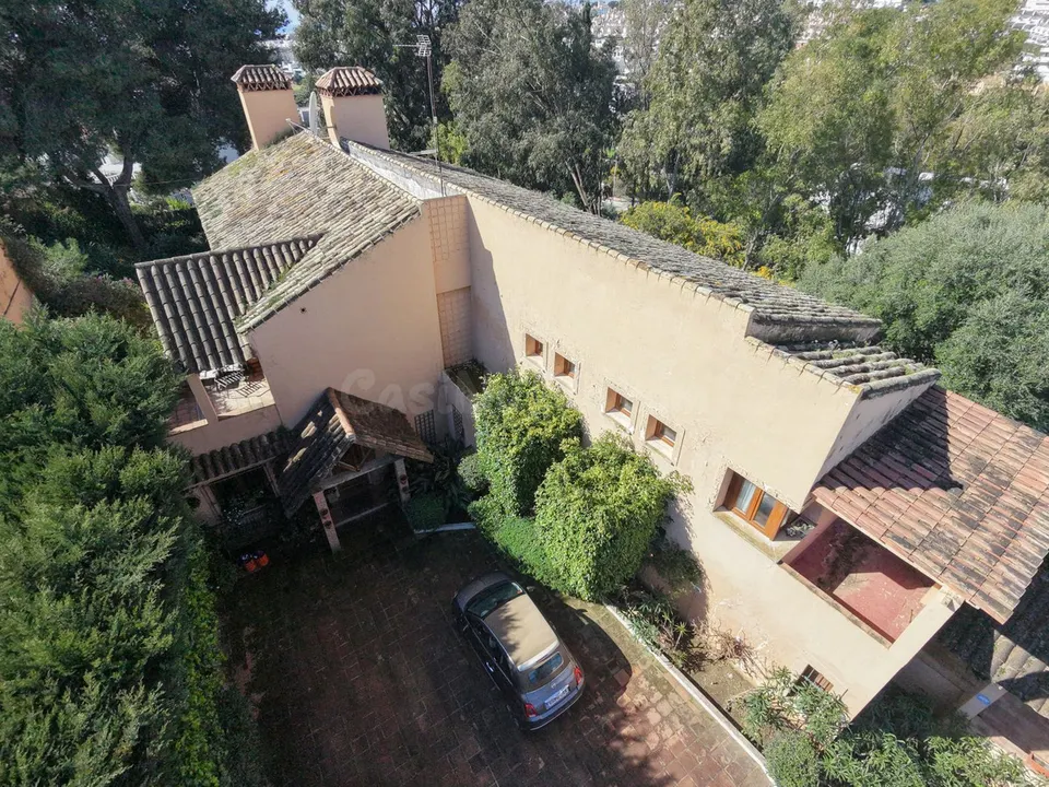 Chalet 6 habitaciones 467m² en venta - Costa Del Sol