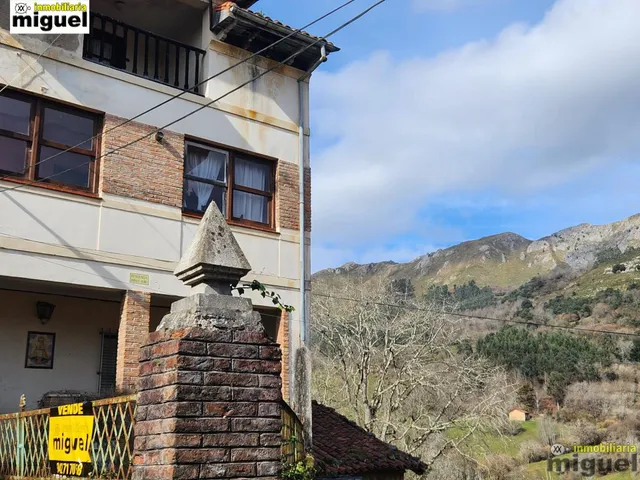 Se vende gran propiedad para rehabilitar en Abándames, Peñam - foto 3