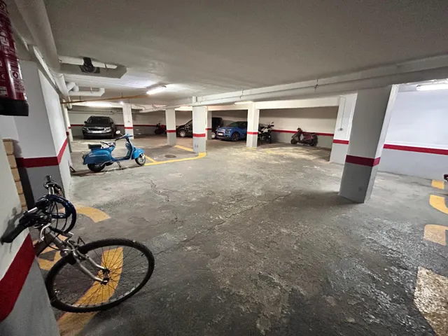 Parking 23m² en venta - La Raiosa — 8